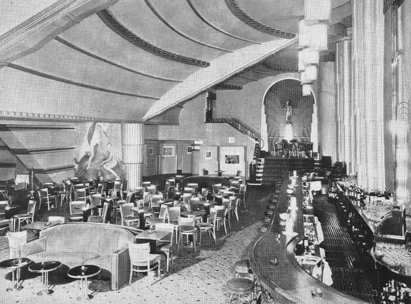 How 1930s Photographers Framed Casino Glamour and High Society